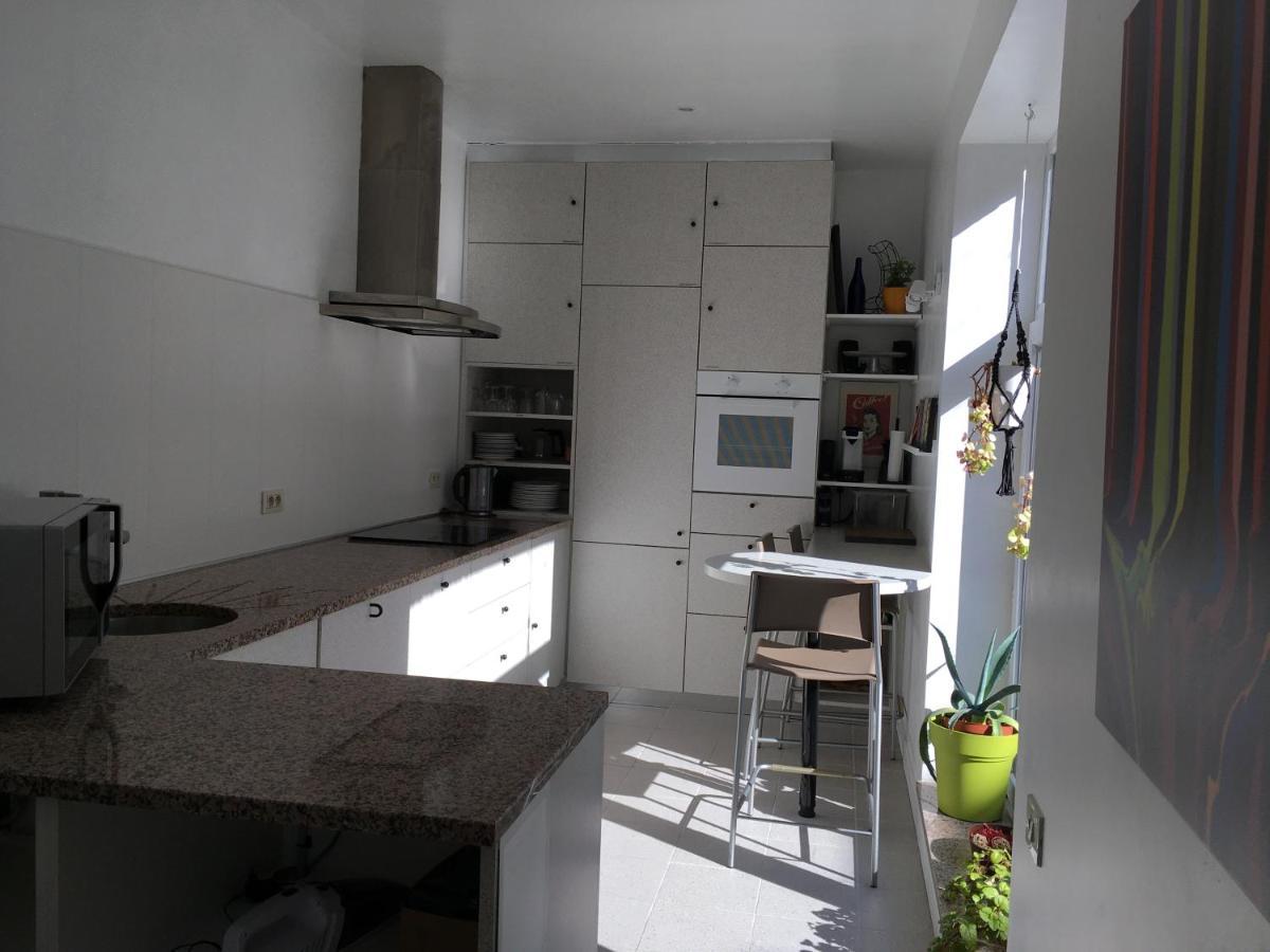 Chic Arty & Cosy 300m From Beach